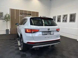 SEAT Ateca 1.5 TSI Xcellence 4Drive*AHK*PANO*ACC Bild 3