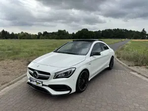 Mercedes-Benz CLA 45 AMG 4MATIC, Distr.+ , Pano, HK, Logic 7, 8xAlu, NighP