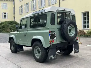 Land Rover Defender Defender Hardback Diesel 110 DPF Hard Top E Bild 2