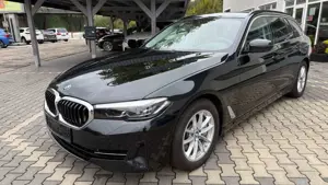 BMW 530 D Touring LED Navi Autom Kam Bild 3