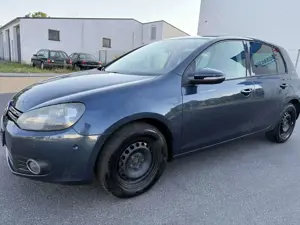 Volkswagen Golf Team Klima SHZ Tüv 02/2026