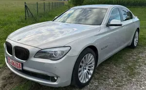 BMW 740 740d xDrive   TÜV NEU  PS .306