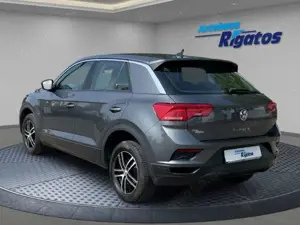 Volkswagen T-Roc Bild 2