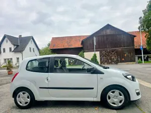 Renault Twingo Expression ! wenig km ! Garantie !.... Bild 5