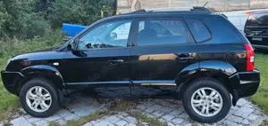 Hyundai TUCSON 2.0 GLS **TÜV**