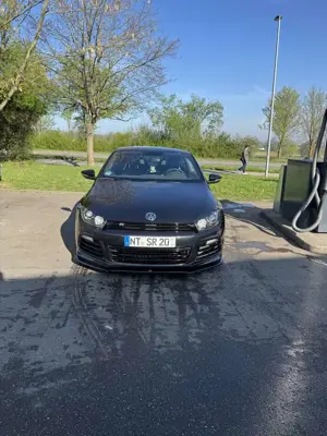 Volkswagen Scirocco R DSG