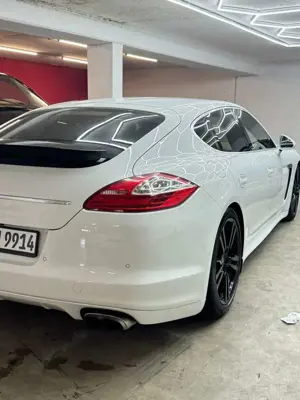 Porsche Panamera 4S PDK