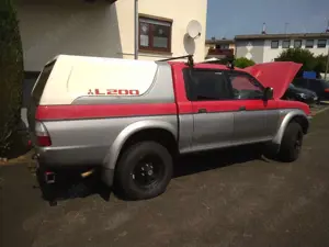 Mitsubishi L200 L200 Pick Up 4x4 GLX Bild 4
