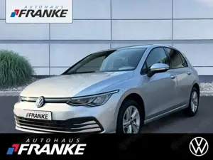 Volkswagen Golf VIII 2.0 TDI, DSG, Kamera, LED Navi