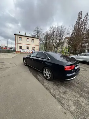 Audi A8 4.2 TDI quattro
