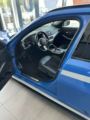 BMW 340 M340d Touring xDrive AHK, Individuallack, Garantie Bild 5