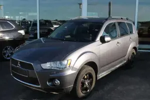 Mitsubishi Outlander 2,2 DI-D TC-SST Instyle Leder schwarz