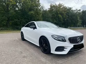 Mercedes-Benz E 220 d Coupe 9G-TRONIC AMG Line
