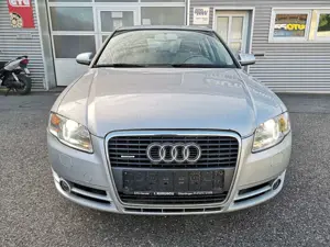 Audi A4 2.0 TFSI quattro NAVI Klimatronik EL.Schiebedach Bild 2