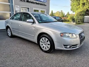 Audi A4 2.0 TFSI quattro NAVI Klimatronik EL.Schiebedach Bild 4
