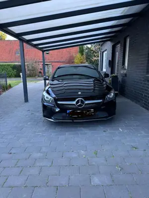 Mercedes-Benz CLA 220 CLA Shooting Brake 220 d 7G-DCT Peak Edition