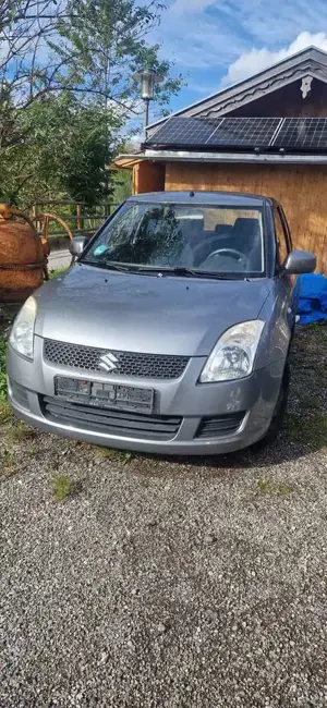 Suzuki Swift 1.3 Comfort