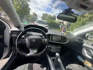 Peugeot 308 BlueHDi FAP 120 StopStart Active Bild 2