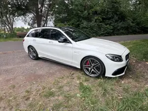 Mercedes-Benz C 63 AMG S T Speedshift 7G-MCT