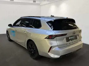 Opel Astra Sports Tourer 1.5 D Automatik GS Bild 4