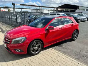 Mercedes-Benz A 180 7G BlueEfficiency Panorama/Leder/PDC/LED