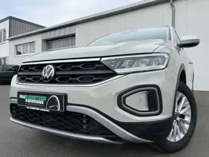 Volkswagen T-Roc 1.5 TSI DSG Life 160€ m. 20% Anzahlung AHK Digit