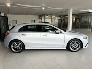 Mercedes-Benz A 180 A 180 AMG+KeyGo+Distr+360°+Lenkrad-Sitzheizung++ Bild 2