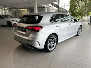Mercedes-Benz A 180 A 180 AMG+KeyGo+Distr+360°+Lenkrad-Sitzheizung++ Bild 3