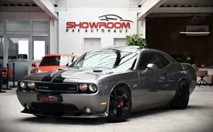 Dodge Challenger 6,4 L V8 SRT HEMI MDS 20" Bild 2