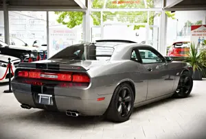 Dodge Challenger 6,4 L V8 SRT HEMI MDS 20" Bild 3