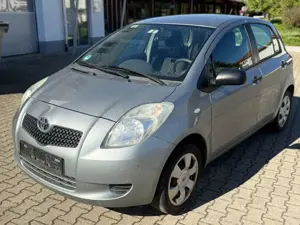 Toyota Yaris Cool