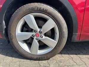 Jaguar E-Pace P250 AWD Aut. Bild 4