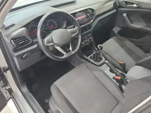 Volkswagen T-Cross 1.0 TSI Life AHK+ALU+SHZ+PDC Bild 4