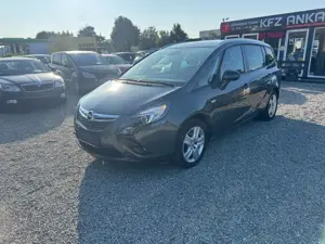 Opel Zafira Tourer Zafira C Tourer Edition Sitzheizung!PDC! 7-Sitze!! Bild 3