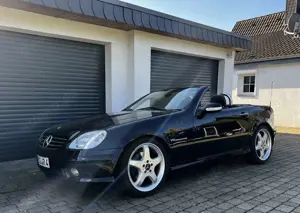 Mercedes-Benz SLK 320 AMG Paket