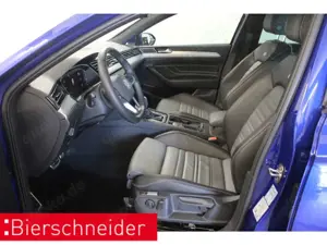 Volkswagen Passat Variant 2.0 TDI DSG 2x R-Line 19 AHK STAND Bild 3