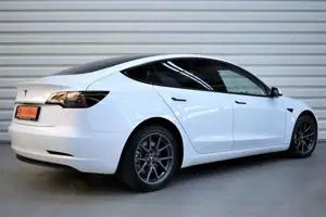 Tesla Model 3 +60 KWH+Standard Range Plus RWD Bild 4