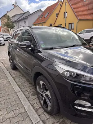 Hyundai TUCSON 1.6 Turbo 4WD DCT Premium Bild 2