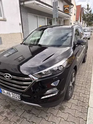 Hyundai TUCSON 1.6 Turbo 4WD DCT Premium Bild 3