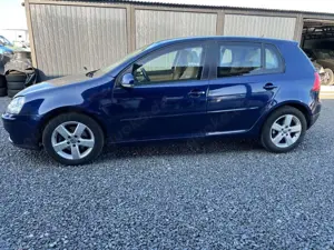 Volkswagen Golf V 4Motion*ARMORED*GEPANZERT*B4*ARMOURED*80 Bild 4