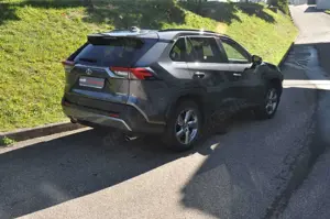 Toyota RAV 4 RAV4 Hybrid RAV 4 2.5 4x4 Lounge Bild 4