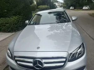 Mercedes-Benz E 220 d 9G-TRONIC