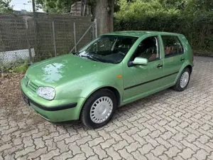 Volkswagen Golf 1.9 TDI Comfortline+Tüv Au Neu+Top Kilometer