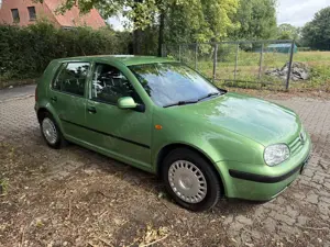 Volkswagen Golf 1.9 TDI Comfortline+Tüv Au Neu+Top Kilometer Bild 4