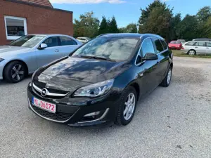 Opel Astra J Sports Tourer Exklusiv