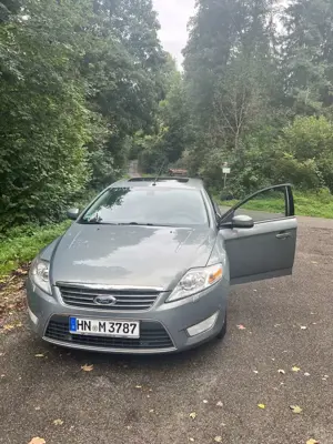 Ford Mondeo Turnier 2.0 Ghia X