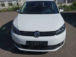 Volkswagen Touran 1.4DSG 7-Sitze,Navi,Winterp.,KetteNeu,AHK,Xenon Bild 3