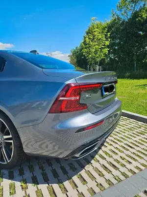 Volvo S60 S60 B4 R-Design Geartronic Mild Hybrid