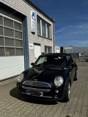 MINI Cooper Cabrio