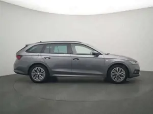 Skoda Octavia Combi Tour NAVI VIRT ACC LED PDC SHZ Bild 3